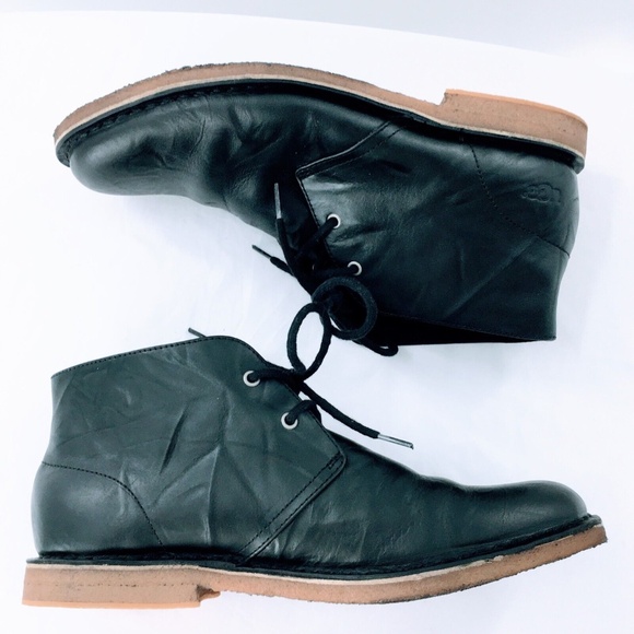 UGG Mens Chukka Boot Black Crinkled Leather Leighton Desert Shoe Crepe Sole 10.5 - Picture 6 of 13